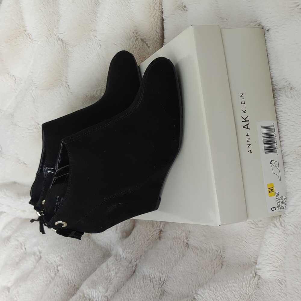 Anne Klein black suede booties
